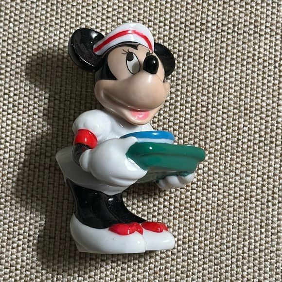 Disney Enesco Minnie Mouse Nurse Figurine Vintage 205958 Mickey & Co Figurine 4” - Picture 1 of 11